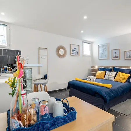 Apartment Renting - 5b Penchienatti - Charming Cozy Balcony Ac Massena Nice
